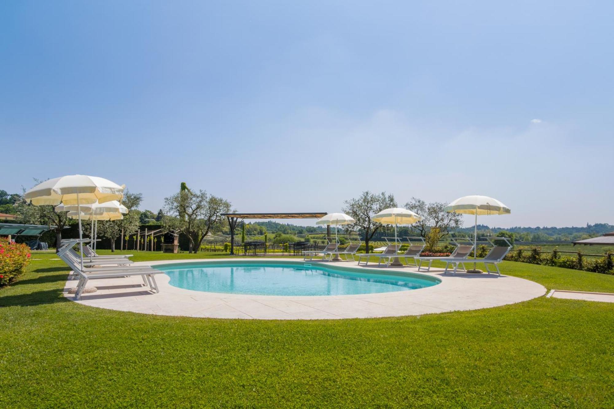 Agriturismo Le Ginestre Lazise Luaran gambar