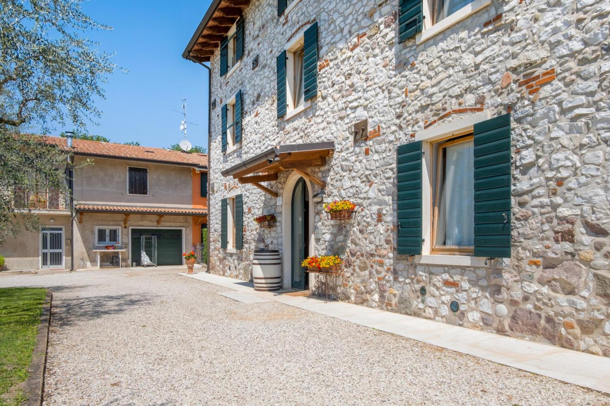 Agriturismo Le Ginestre Lazise Luaran gambar
